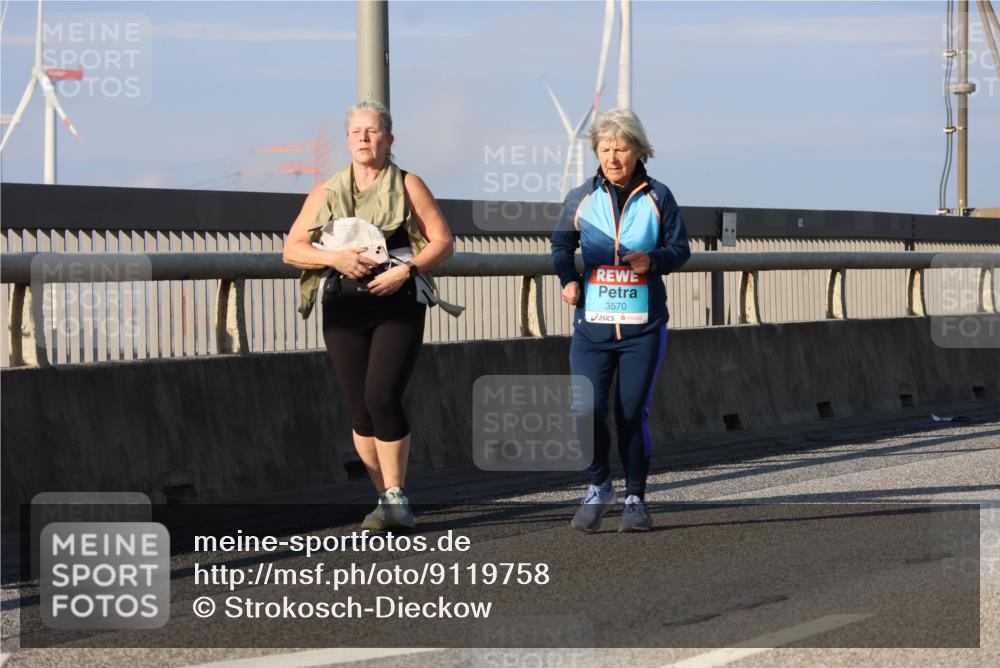 03.10.2025 - Köhlbrandbrückenlauf Strokosch-Dieckow http://msf.ph/oto/9119758 03.10.2025 09:53:58 Position 2 3570 meine-sportfotos.de