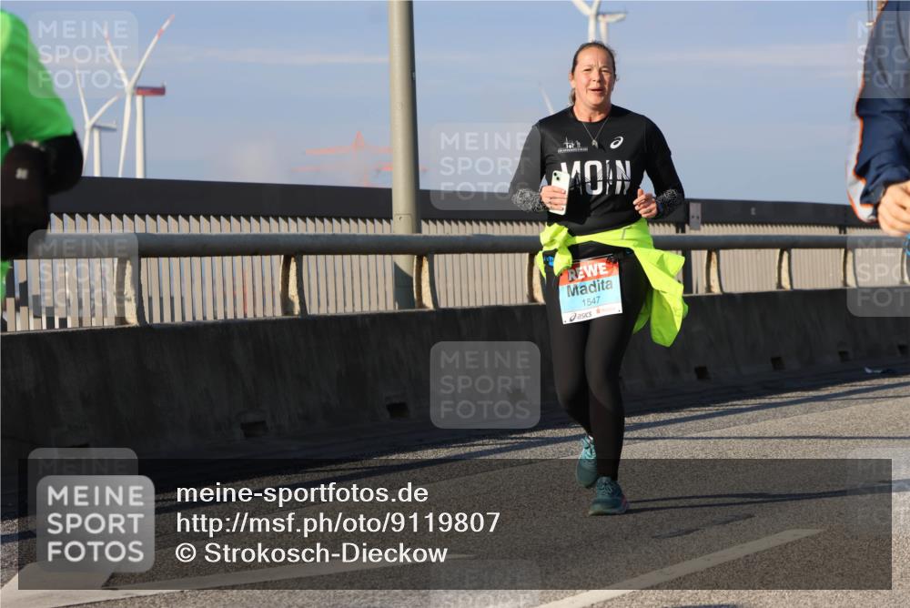03.10.2025 - Köhlbrandbrückenlauf Strokosch-Dieckow http://msf.ph/oto/9119807 03.10.2025 09:54:02 Position 2 1547 meine-sportfotos.de
