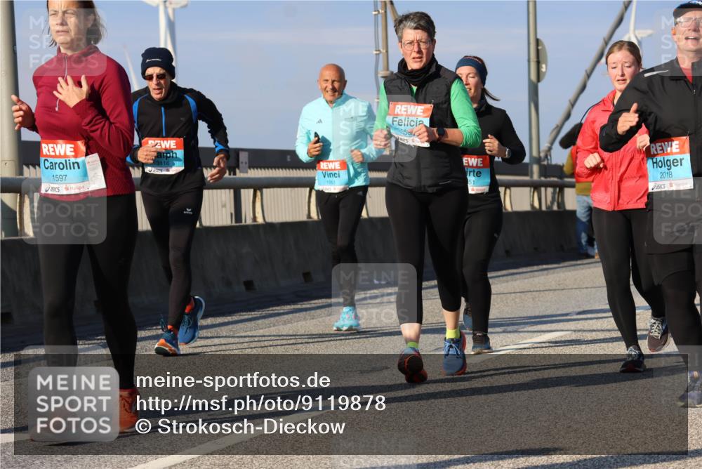 03.10.2025 - Köhlbrandbrückenlauf Strokosch-Dieckow http://msf.ph/oto/9119878 03.10.2025 09:54:08 Position 2 3116, 1861, 1597, 356, 51, 2018 meine-sportfotos.de