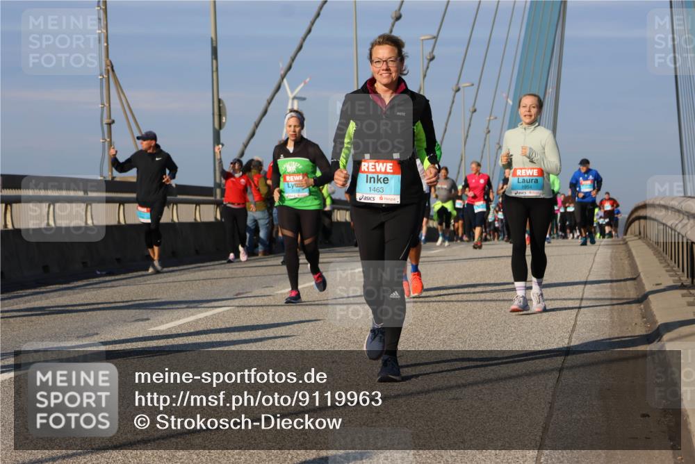 03.10.2025 - Köhlbrandbrückenlauf Strokosch-Dieckow http://msf.ph/oto/9119963 03.10.2025 09:54:17 Position 2 619, 1463, 1954 meine-sportfotos.de