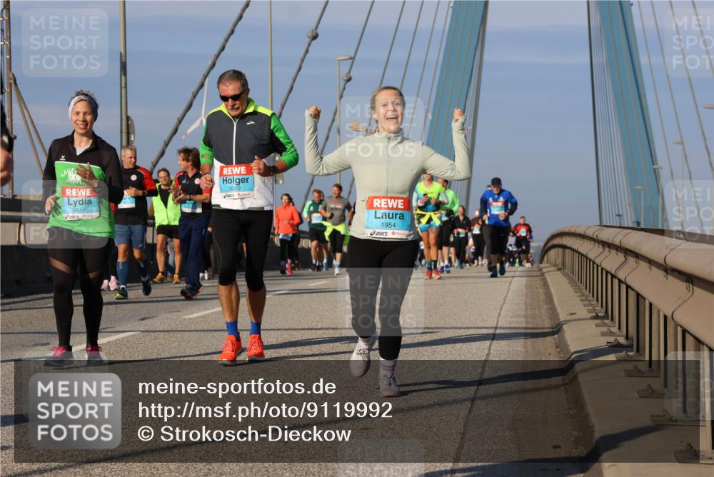 03.10.2025 - Köhlbrandbrückenlauf Strokosch-Dieckow http://msf.ph/oto/9119992 03.10.2025 09:54:19 Position 2 3619, 3620, 1954 meine-sportfotos.de