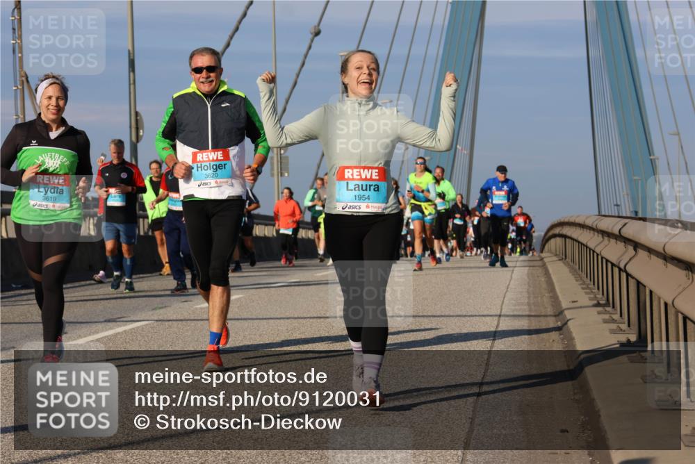 03.10.2025 - Köhlbrandbrückenlauf Strokosch-Dieckow http://msf.ph/oto/9120031 03.10.2025 09:54:19 Position 2 3619, 3620, 1954 meine-sportfotos.de