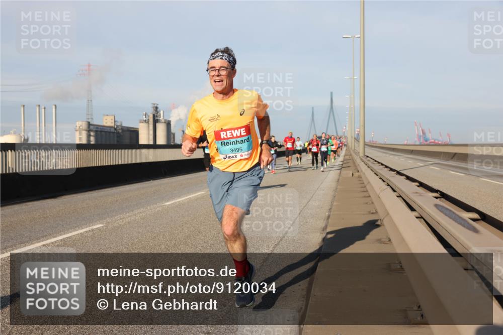 03.10.2025 - Köhlbrandbrückenlauf Lena Gebhardt http://msf.ph/oto/9120034 03.10.2025 09:45:49 Position 2 3495 meine-sportfotos.de