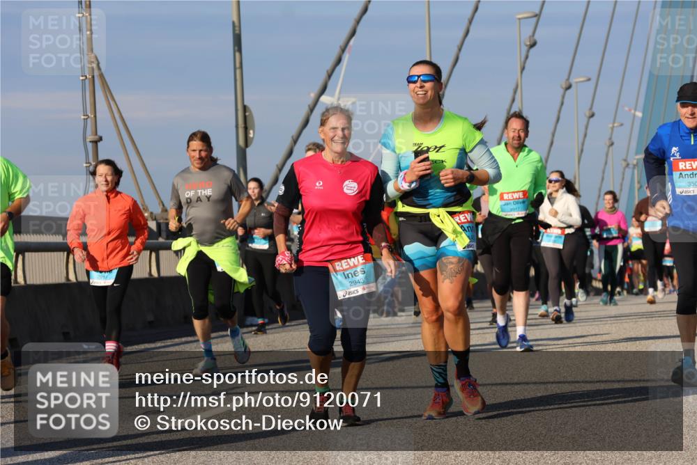 03.10.2025 - Köhlbrandbrückenlauf Strokosch-Dieckow http://msf.ph/oto/9120071 03.10.2025 09:54:27 Position 2 2918, 2943, 2917, 350 meine-sportfotos.de