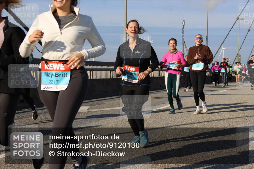 03.10.2025 - Köhlbrandbrückenlauf Strokosch-Dieckow http://msf.ph/oto/9120130 03.10.2025 09:54:39 Position 2 2217, 1698, 3770 meine-sportfotos.de