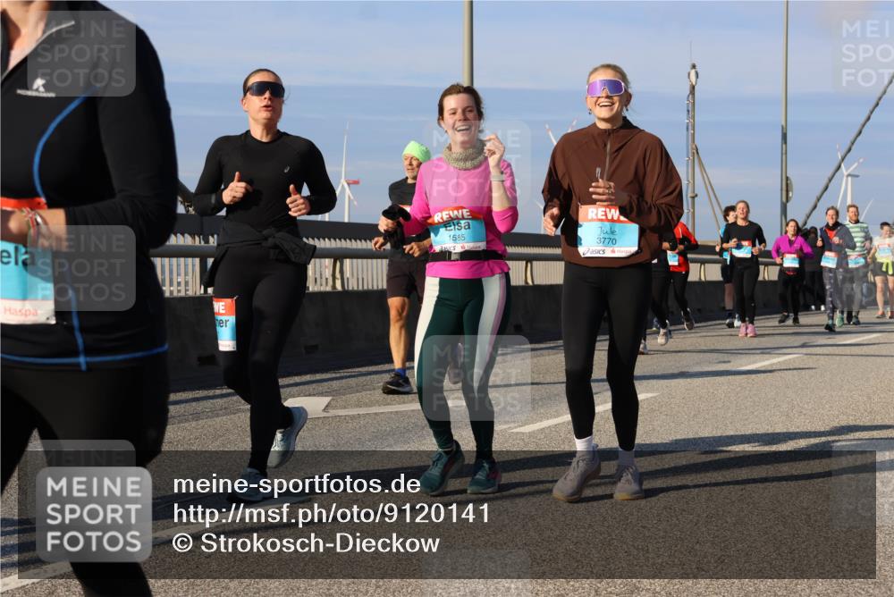 03.10.2025 - Köhlbrandbrückenlauf Strokosch-Dieckow http://msf.ph/oto/9120141 03.10.2025 09:54:40 Position 2 1585, 3770 meine-sportfotos.de