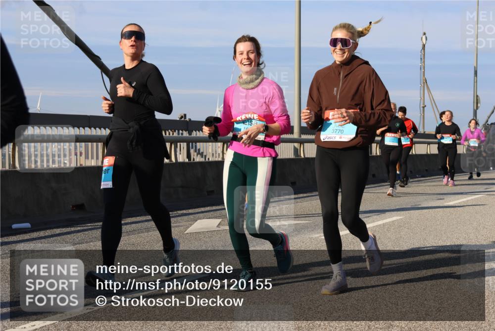 03.10.2025 - Köhlbrandbrückenlauf Strokosch-Dieckow http://msf.ph/oto/9120155 03.10.2025 09:54:40 Position 2 3770 meine-sportfotos.de