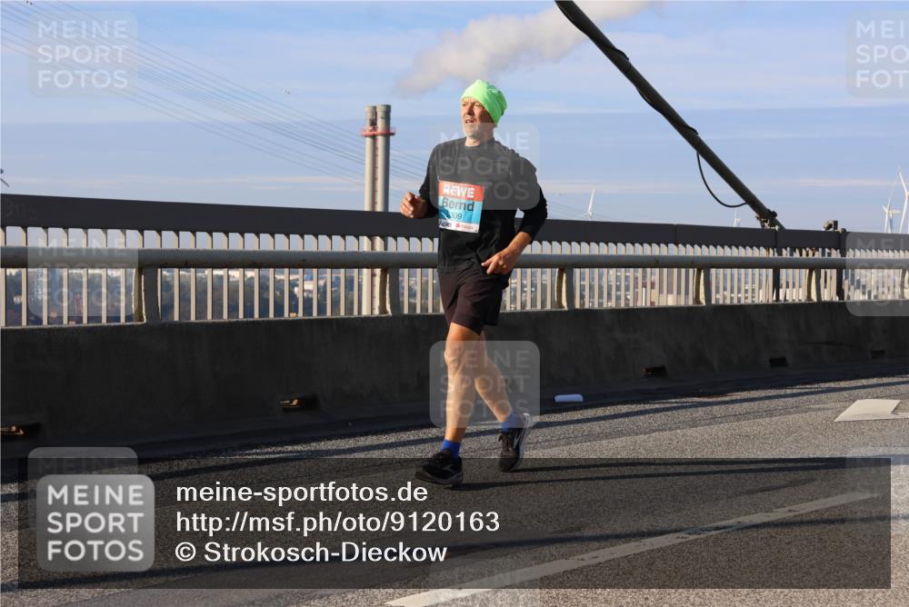 03.10.2025 - Köhlbrandbrückenlauf Strokosch-Dieckow http://msf.ph/oto/9120163 03.10.2025 09:54:42 Position 2 309 meine-sportfotos.de