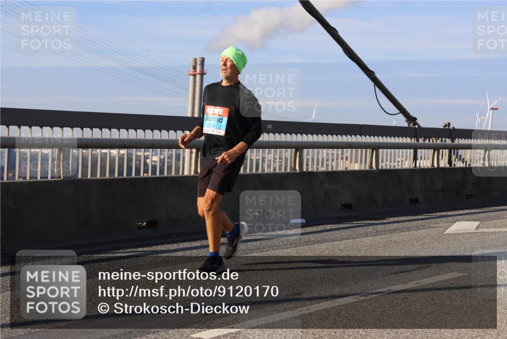 03.10.2025 - Köhlbrandbrückenlauf Strokosch-Dieckow http://msf.ph/oto/9120170 03.10.2025 09:54:42 Position 2 2309 meine-sportfotos.de