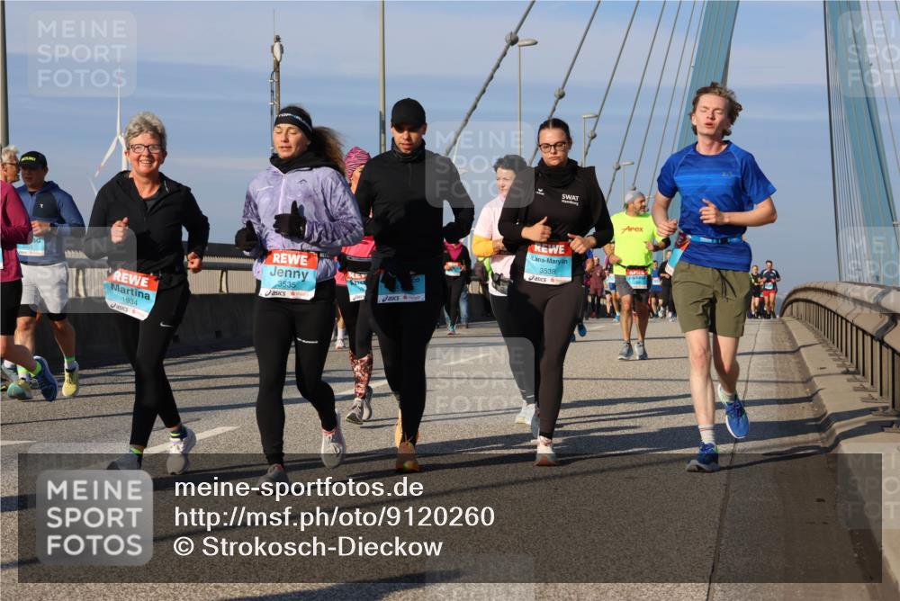 03.10.2025 - Köhlbrandbrückenlauf Strokosch-Dieckow http://msf.ph/oto/9120260 03.10.2025 09:54:50 Position 2 1934, 3535, 3538 meine-sportfotos.de