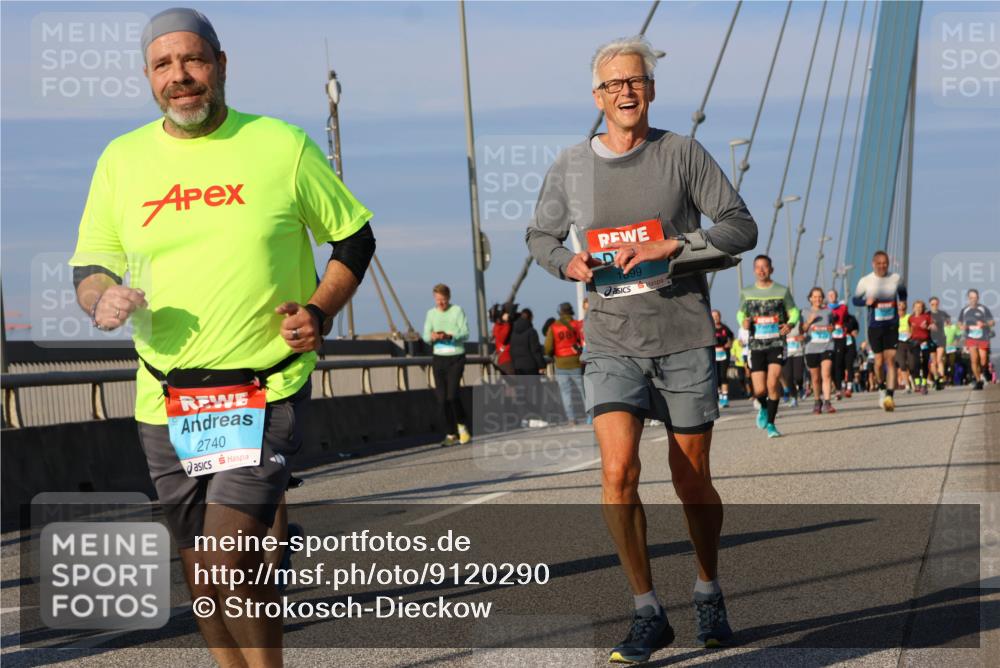 03.10.2025 - Köhlbrandbrückenlauf Strokosch-Dieckow http://msf.ph/oto/9120290 03.10.2025 09:54:57 Position 2 2740, 1899 meine-sportfotos.de