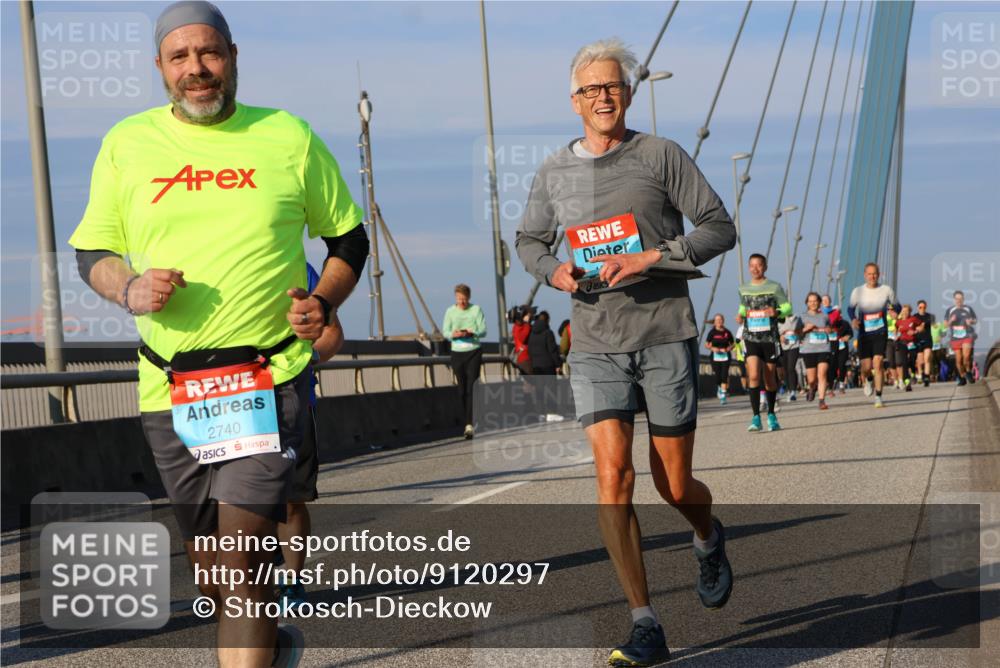 03.10.2025 - Köhlbrandbrückenlauf Strokosch-Dieckow http://msf.ph/oto/9120297 03.10.2025 09:54:57 Position 2 2740 meine-sportfotos.de