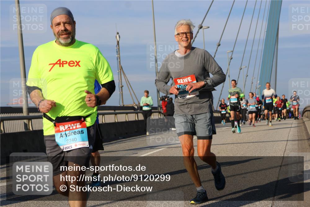 03.10.2025 - Köhlbrandbrückenlauf Strokosch-Dieckow http://msf.ph/oto/9120299 03.10.2025 09:54:57 Position 2 2740 meine-sportfotos.de