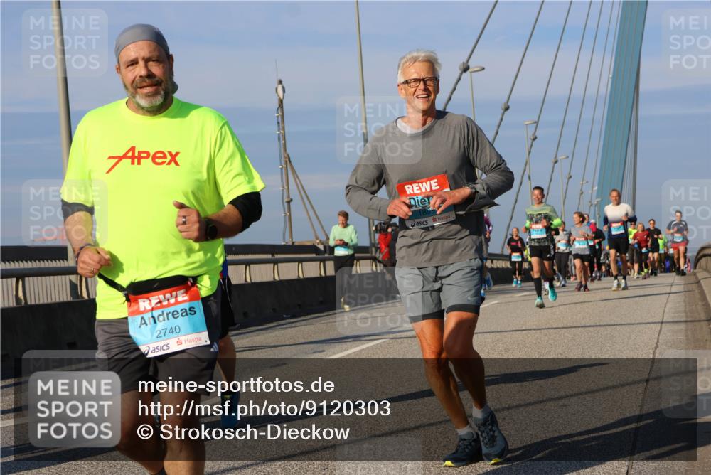 03.10.2025 - Köhlbrandbrückenlauf Strokosch-Dieckow http://msf.ph/oto/9120303 03.10.2025 09:54:57 Position 2 2740, 1899, 48000 meine-sportfotos.de