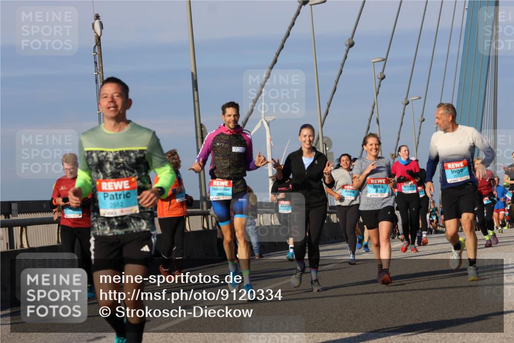 03.10.2025 - Köhlbrandbrückenlauf Strokosch-Dieckow http://msf.ph/oto/9120334 03.10.2025 09:55:02 Position 2 2512, 8, 2977 meine-sportfotos.de