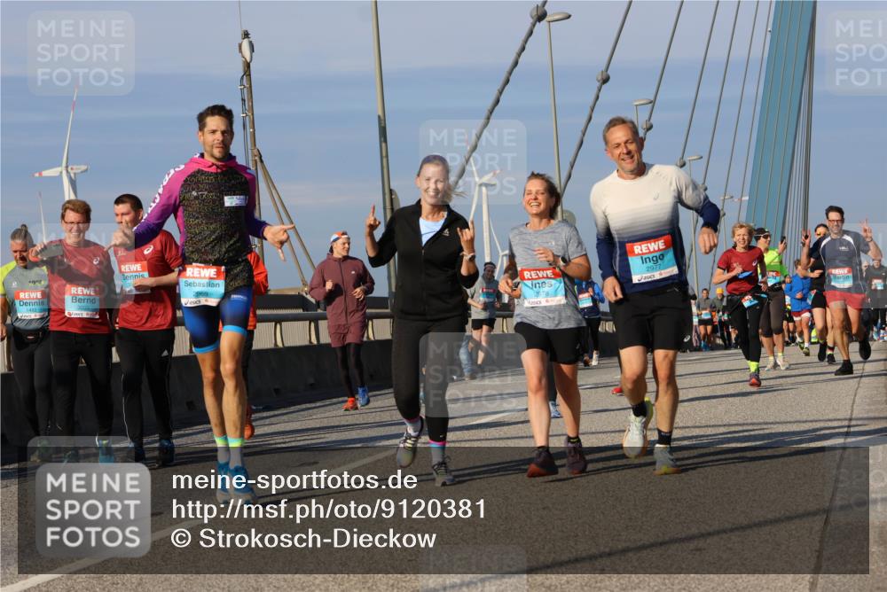 03.10.2025 - Köhlbrandbrückenlauf Strokosch-Dieckow http://msf.ph/oto/9120381 03.10.2025 09:55:04 Position 2 197, 3003, 2969, 2978, 2977 meine-sportfotos.de