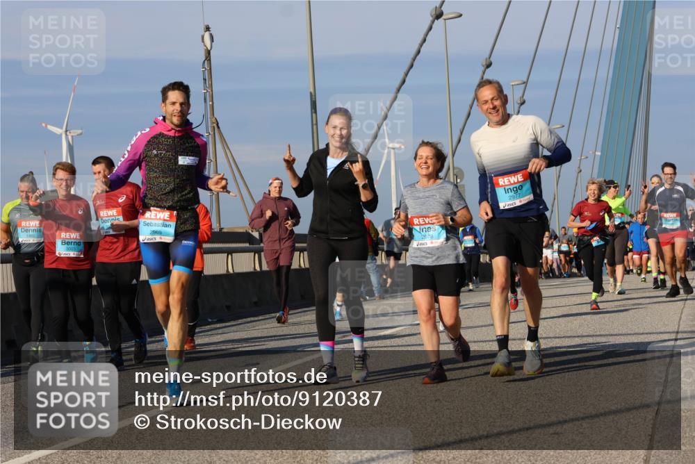 03.10.2025 - Köhlbrandbrückenlauf Strokosch-Dieckow http://msf.ph/oto/9120387 03.10.2025 09:55:04 Position 2 1482, 3003, 2969, 2978, 2977 meine-sportfotos.de