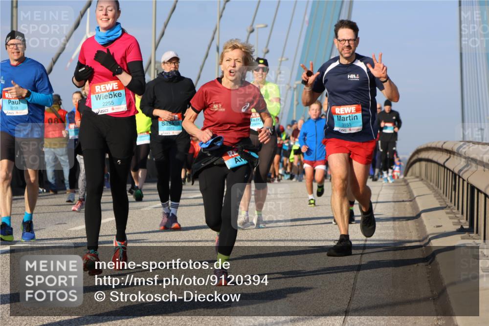 03.10.2025 - Köhlbrandbrückenlauf Strokosch-Dieckow http://msf.ph/oto/9120394 03.10.2025 09:55:09 Position 2 3259, 081, 2255, 2072, 290, 3151 meine-sportfotos.de