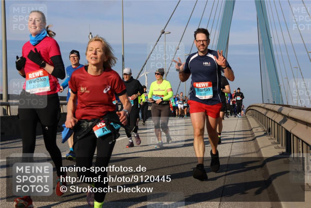 03.10.2025 - Köhlbrandbrückenlauf Strokosch-Dieckow http://msf.ph/oto/9120445 03.10.2025 09:55:12 Position 2 2255, 3151 meine-sportfotos.de