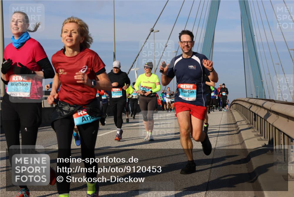 03.10.2025 - Köhlbrandbrückenlauf Strokosch-Dieckow http://msf.ph/oto/9120453 03.10.2025 09:55:12 Position 2 2255, 3151 meine-sportfotos.de