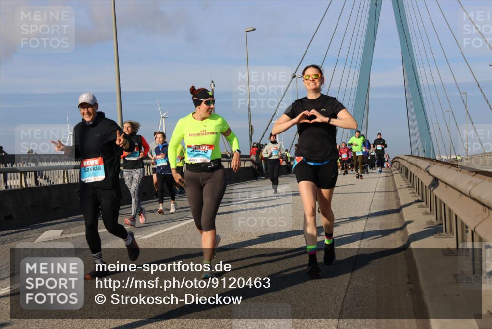 03.10.2025 - Köhlbrandbrückenlauf Strokosch-Dieckow http://msf.ph/oto/9120463 03.10.2025 09:55:15 Position 2 2072, 290 meine-sportfotos.de