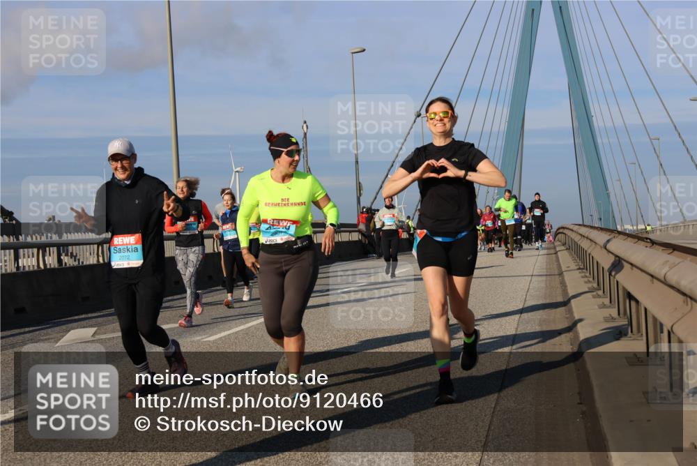 03.10.2025 - Köhlbrandbrückenlauf Strokosch-Dieckow http://msf.ph/oto/9120466 03.10.2025 09:55:15 Position 2 2072 meine-sportfotos.de