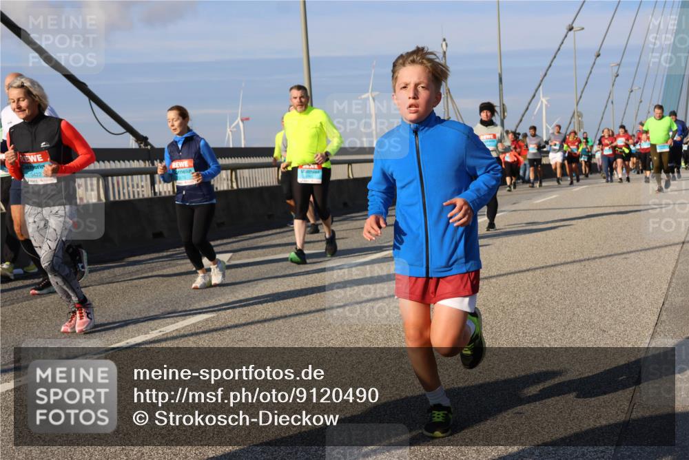 03.10.2025 - Köhlbrandbrückenlauf Strokosch-Dieckow http://msf.ph/oto/9120490 03.10.2025 09:55:17 Position 2 3422 meine-sportfotos.de