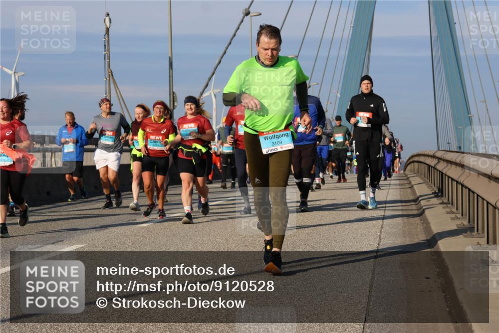 03.10.2025 - Köhlbrandbrückenlauf Strokosch-Dieckow http://msf.ph/oto/9120528 03.10.2025 09:55:23 Position 2 3109 meine-sportfotos.de