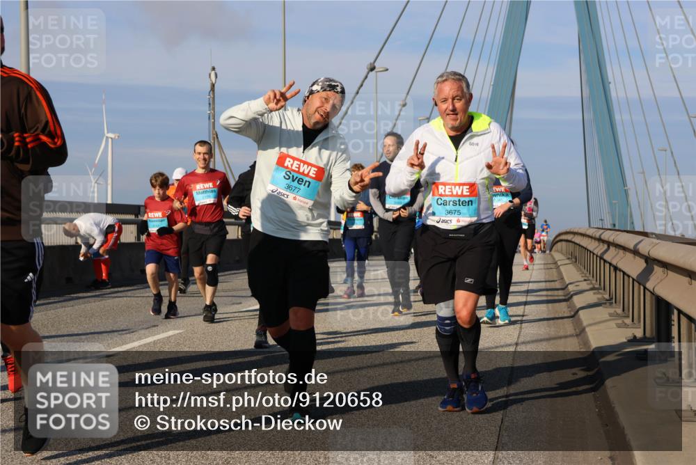 03.10.2025 - Köhlbrandbrückenlauf Strokosch-Dieckow http://msf.ph/oto/9120658 03.10.2025 09:55:37 Position 2 2141, 3677, 2139, 3675 meine-sportfotos.de