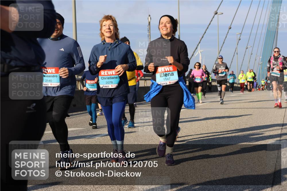 03.10.2025 - Köhlbrandbrückenlauf Strokosch-Dieckow http://msf.ph/oto/9120705 03.10.2025 09:55:42 Position 2 2140, 2842, 2078, 1147 meine-sportfotos.de