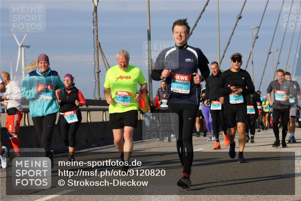 03.10.2025 - Köhlbrandbrückenlauf Strokosch-Dieckow http://msf.ph/oto/9120820 03.10.2025 09:55:55 Position 2 8519, 2829, 2739, 3147, 1905 meine-sportfotos.de