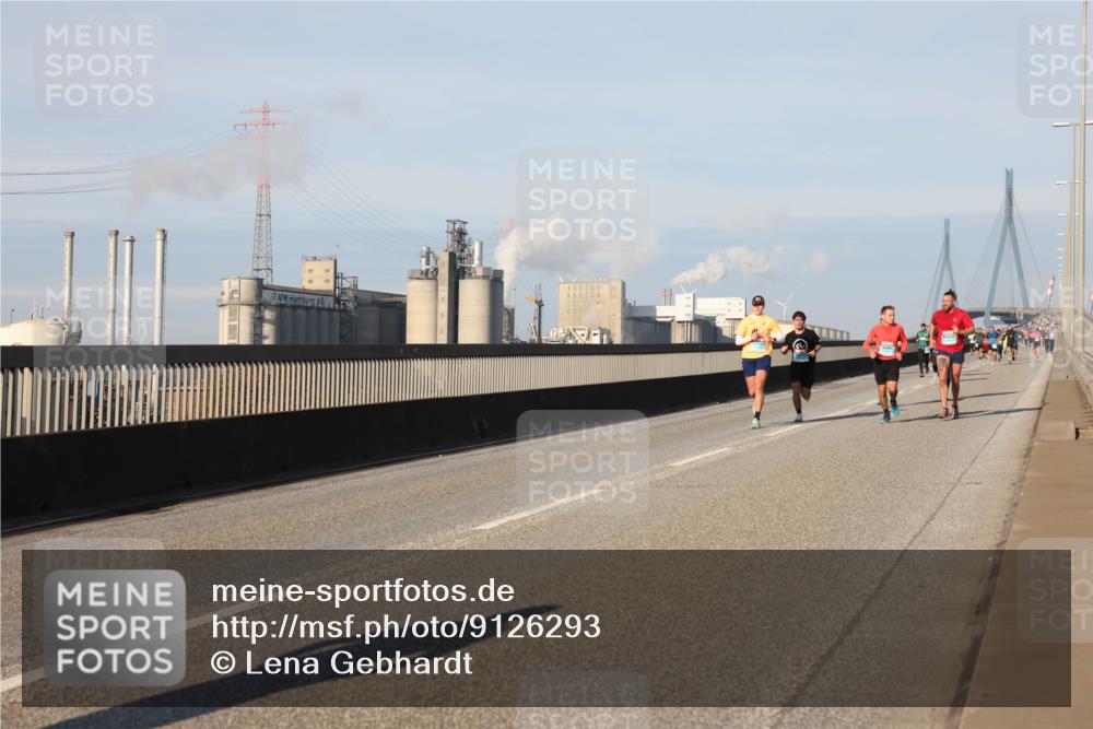 03.10.2025 - Köhlbrandbrückenlauf Lena Gebhardt http://msf.ph/oto/9126293 03.10.2025 09:46:12 Position 2  meine-sportfotos.de