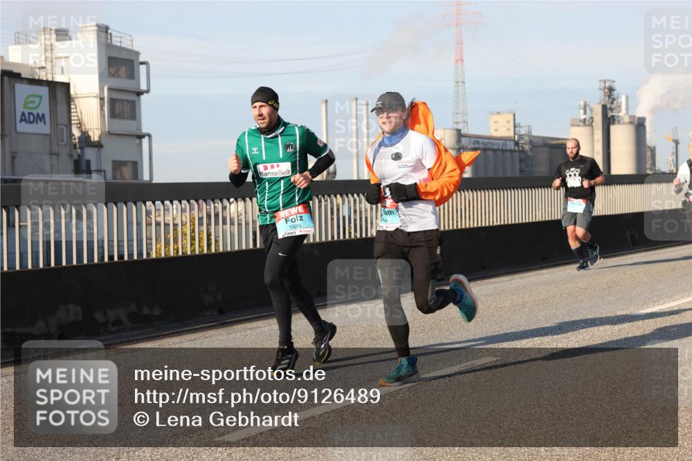 03.10.2025 - Köhlbrandbrückenlauf Lena Gebhardt http://msf.ph/oto/9126489 03.10.2025 09:46:26 Position 2 1526 meine-sportfotos.de