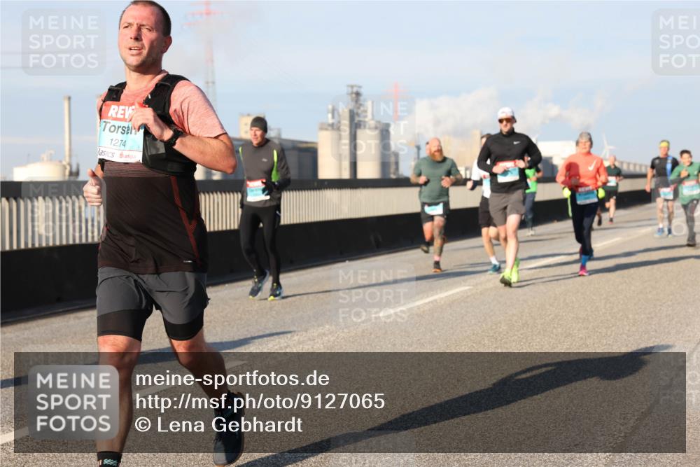03.10.2025 - Köhlbrandbrückenlauf Lena Gebhardt http://msf.ph/oto/9127065 03.10.2025 09:46:53 Position 2 1274 meine-sportfotos.de
