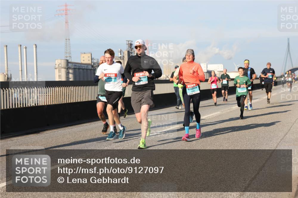 03.10.2025 - Köhlbrandbrückenlauf Lena Gebhardt http://msf.ph/oto/9127097 03.10.2025 09:46:55 Position 2 1595 meine-sportfotos.de