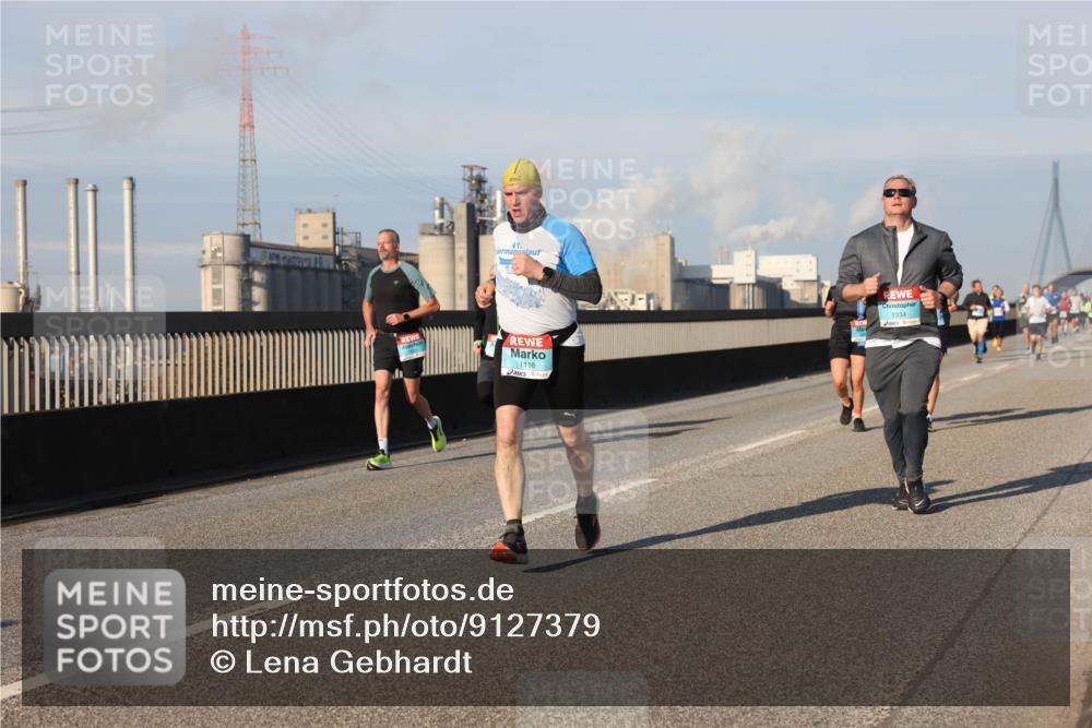 03.10.2025 - Köhlbrandbrückenlauf Lena Gebhardt http://msf.ph/oto/9127379 03.10.2025 09:47:11 Position 2 41, 1116, 1334 meine-sportfotos.de