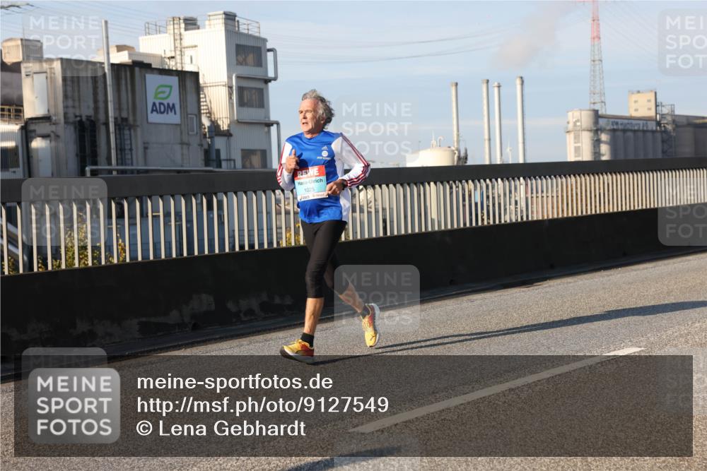 03.10.2025 - Köhlbrandbrückenlauf Lena Gebhardt http://msf.ph/oto/9127549 03.10.2025 09:47:26 Position 2 1025 meine-sportfotos.de