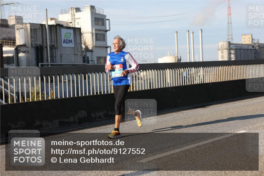 03.10.2025 - Köhlbrandbrückenlauf Lena Gebhardt http://msf.ph/oto/9127552 03.10.2025 09:47:26 Position 2 1025 meine-sportfotos.de