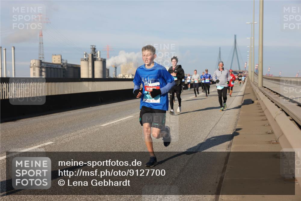 03.10.2025 - Köhlbrandbrückenlauf Lena Gebhardt http://msf.ph/oto/9127700 03.10.2025 09:47:35 Position 2 292 meine-sportfotos.de