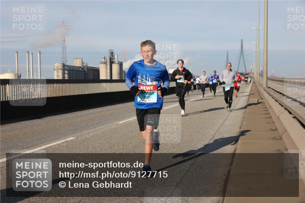 03.10.2025 - Köhlbrandbrückenlauf Lena Gebhardt http://msf.ph/oto/9127715 03.10.2025 09:47:35 Position 2 2920 meine-sportfotos.de