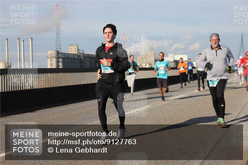 03.10.2025 - Köhlbrandbrückenlauf Lena Gebhardt http://msf.ph/oto/9127763 03.10.2025 09:47:37 Position 2 3655, 1073 meine-sportfotos.de