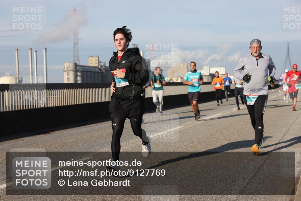 03.10.2025 - Köhlbrandbrückenlauf Lena Gebhardt http://msf.ph/oto/9127769 03.10.2025 09:47:37 Position 2 3655, 1073 meine-sportfotos.de