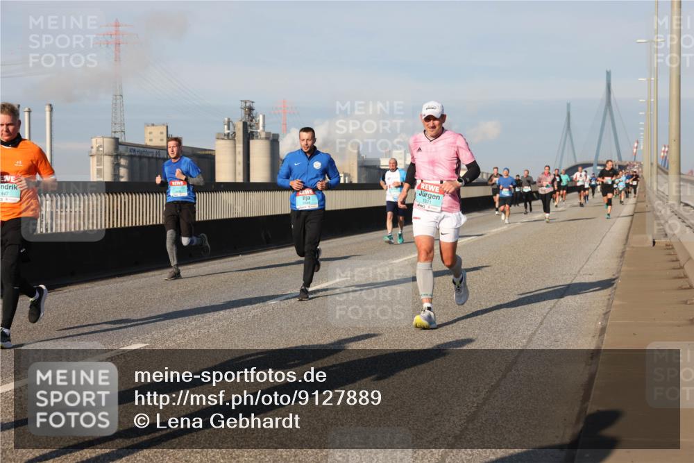 03.10.2025 - Köhlbrandbrückenlauf Lena Gebhardt http://msf.ph/oto/9127889 03.10.2025 09:47:43 Position 2 447, 2944, 1321 meine-sportfotos.de