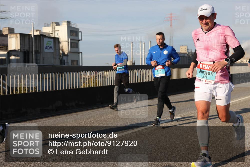 03.10.2025 - Köhlbrandbrückenlauf Lena Gebhardt http://msf.ph/oto/9127920 03.10.2025 09:47:44 Position 2 2944, 1321 meine-sportfotos.de
