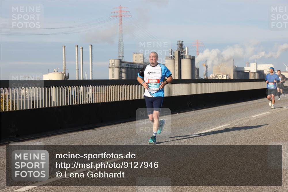 03.10.2025 - Köhlbrandbrückenlauf Lena Gebhardt http://msf.ph/oto/9127946 03.10.2025 09:47:47 Position 2 1351 meine-sportfotos.de