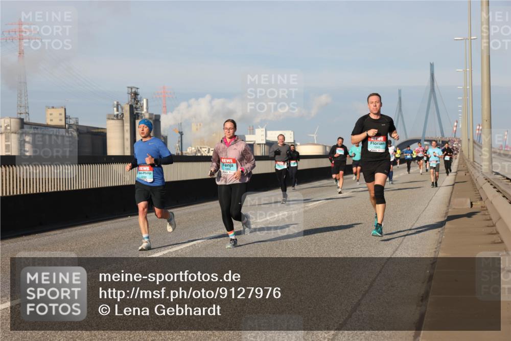 03.10.2025 - Köhlbrandbrückenlauf Lena Gebhardt http://msf.ph/oto/9127976 03.10.2025 09:47:50 Position 2 1864 meine-sportfotos.de