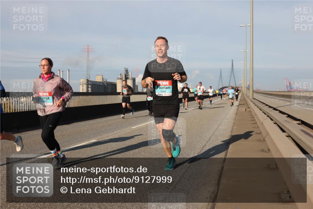 03.10.2025 - Köhlbrandbrückenlauf Lena Gebhardt http://msf.ph/oto/9127999 03.10.2025 09:47:52 Position 2 1864, 1045 meine-sportfotos.de