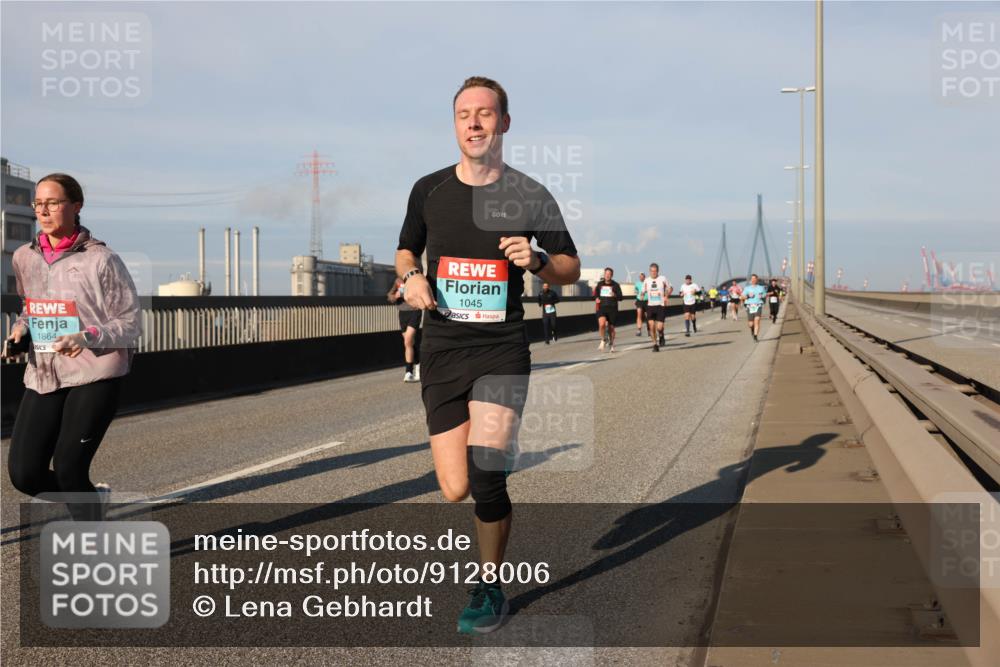 03.10.2025 - Köhlbrandbrückenlauf Lena Gebhardt http://msf.ph/oto/9128006 03.10.2025 09:47:52 Position 2 1864, 1045 meine-sportfotos.de
