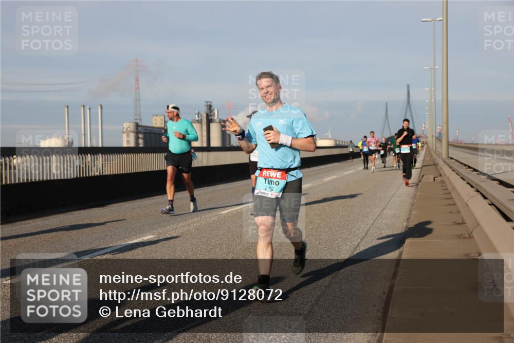 03.10.2025 - Köhlbrandbrückenlauf Lena Gebhardt http://msf.ph/oto/9128072 03.10.2025 09:47:58 Position 2 2732 meine-sportfotos.de