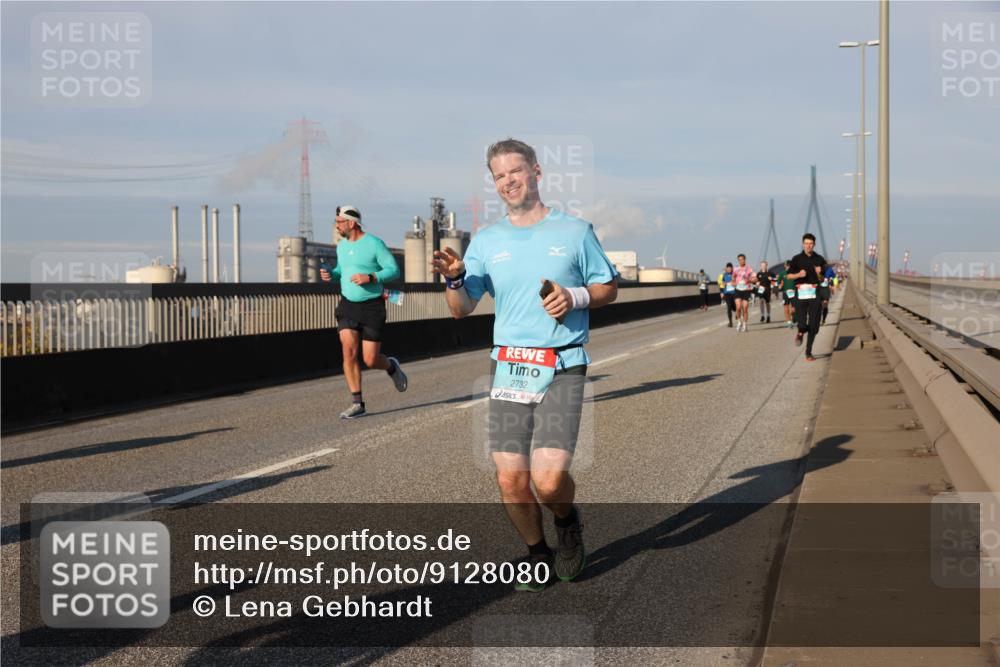03.10.2025 - Köhlbrandbrückenlauf Lena Gebhardt http://msf.ph/oto/9128080 03.10.2025 09:47:59 Position 2 2732 meine-sportfotos.de